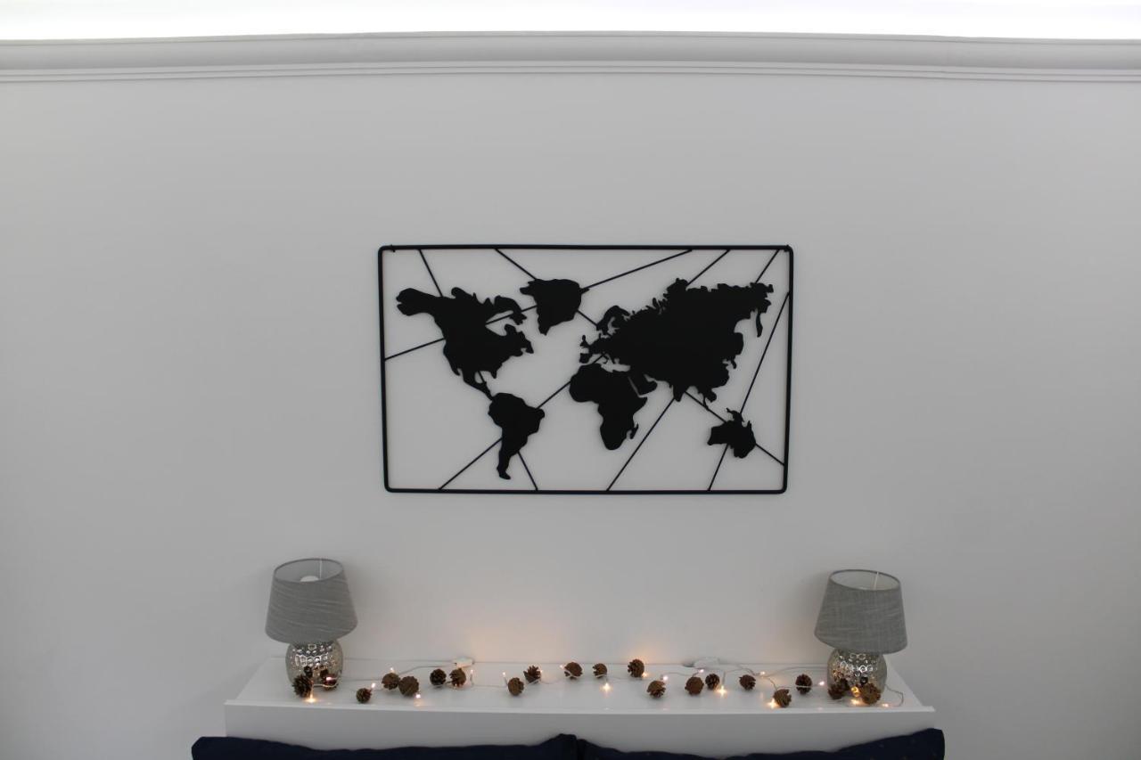 Izzy Apartament Apartment Мисколк Екстериор снимка