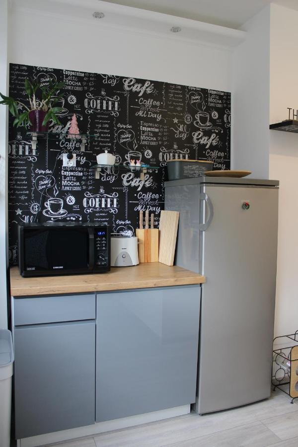 Izzy Apartament Apartment Мисколк Екстериор снимка