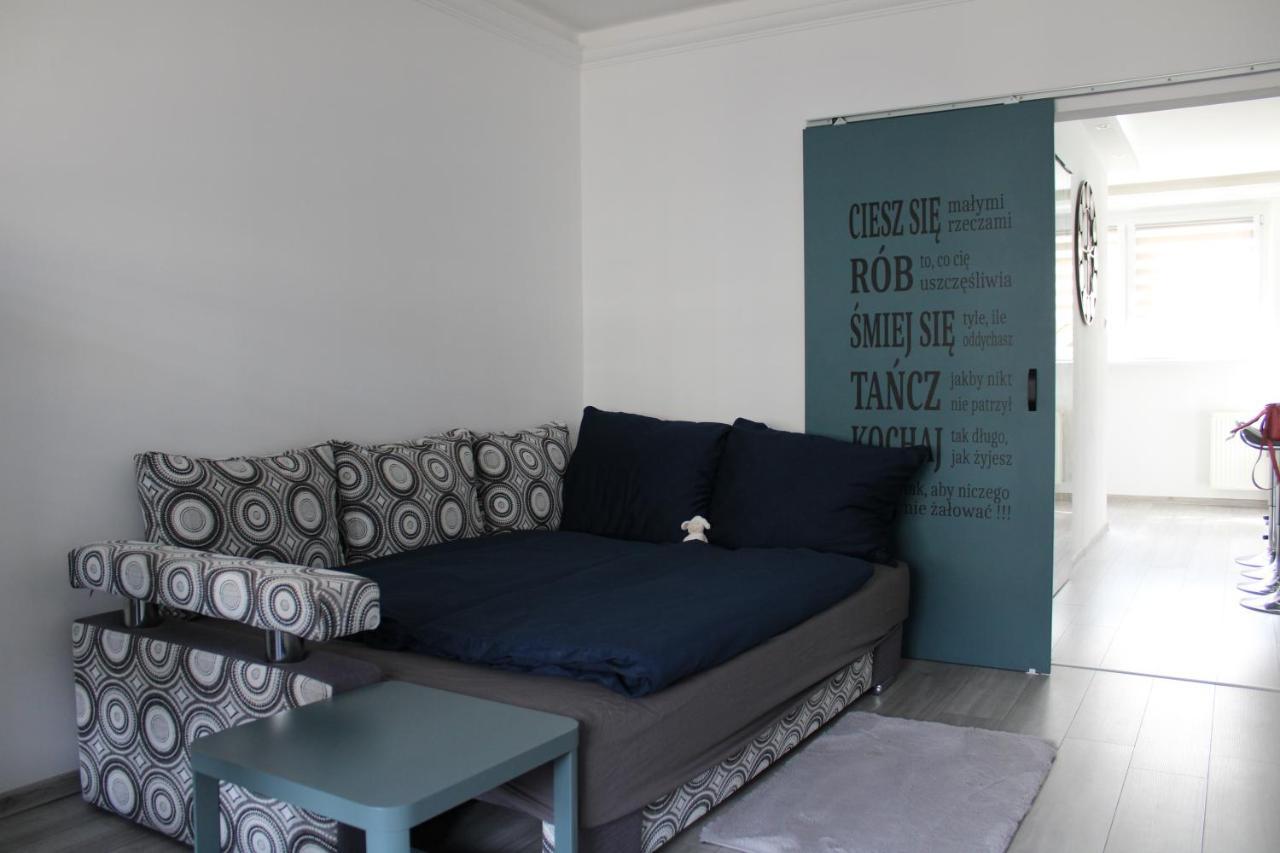 Izzy Apartament Apartment Мисколк Екстериор снимка