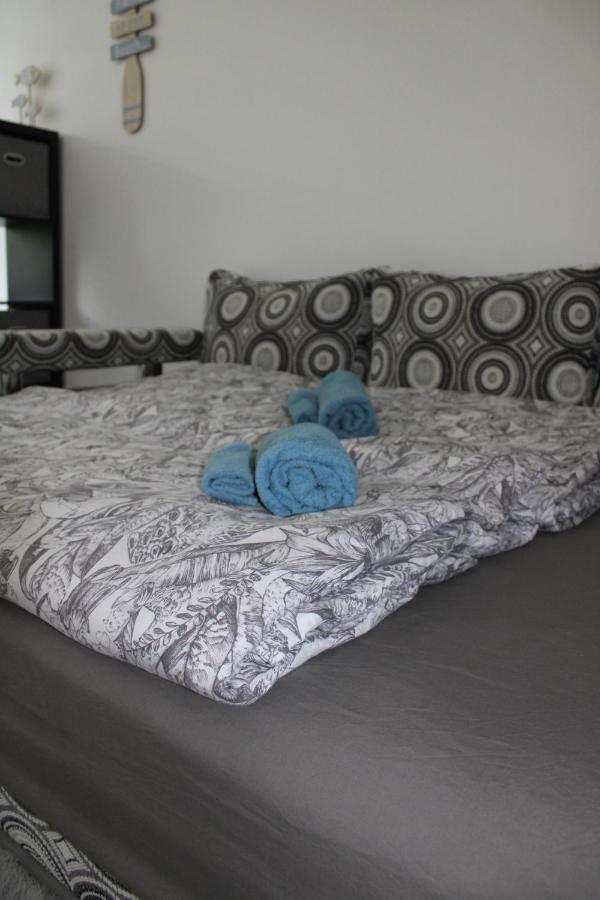 Izzy Apartament Apartment Мисколк Екстериор снимка